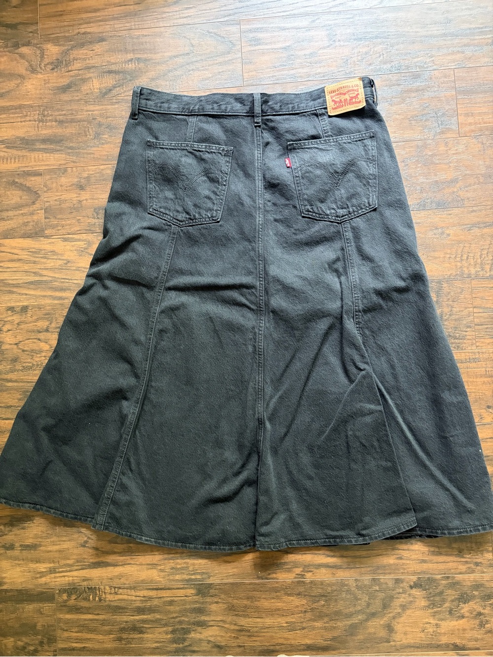 Levi’s Denim Fit & Flare A-line Black Midi Jean Skirt 33 16